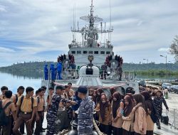 Antusiasme Masyarakat Simeulue Pada Kegiatan Open Ship KRI Imam Bonjol-383 di Pelabuhan Laut Sinabang