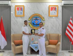 Lantamal I Sambut Kedatangan Kapal Perang India INS Saryu P54 di Dermaga Pelindo 104 Belawan