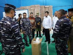 TNI Angkatan Laut Berhasil Amankan Kapal Pengangkut Rokok Ilegal Senilai 97,9 Milyar Rupiah di Perairan Riau
