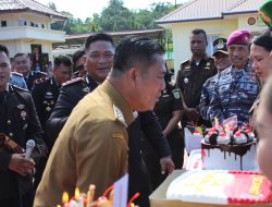 Wujud Sinergitas TNI-Polri, Komandan Lanal Nias Hadiri HUT Ke-79 Polri Tahun 2025 di Polres Nias