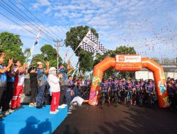 Ribuan Warga Masyarakat Banjiri Mako Lantamal IX Ambon Semarakkan HUT Ke-72 Lantamal IX Ikuti Fun Bike dan Fun Walk