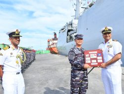 Lantamal I Lepas Keberangkatan Kapal Perang India INS Saryu P54 dan LCU L-55