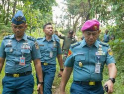 Danlantamal IX Didampingi Pejabat Utama Terima Audiensi Tim Safari Komlek Mabesal di Mako Lantamal IX Ambon