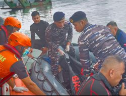 Latih Kesiapsiagaan dan Response Time, Lantamal IX Ambon Laksanakan Latihan SAR Laut Siap Hadapi Situasi Darurat Berkolaborasi Dengan Instansi Terkait