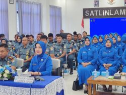 Sambut HUT Ke-79 Jalasenastri, Komandan Satlinlamil 3 dan Ketua Cabang 4 Gabungan Jalasenastri Kolinlamil Ikuti Tatap Muka Pembina Utama Dengan Anggota Jalasenastri