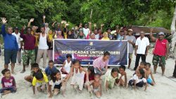 Peringati 31 Tahun Pengabdian, Moro Cadas Bagikan Sembako Untuk Masyarakat Pesisir di Maluku Tengah