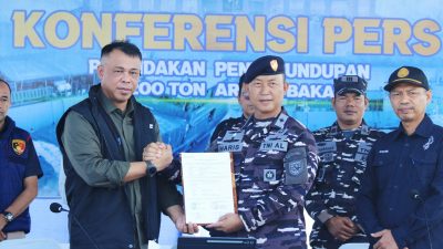 Lanal Dumai Bersama Tim Satgas Gabungan TNI AL, Berhasil Gagalkan Penyelundupan 200 Ton Arang Bakau Di Perairan Kepulauan Meranti