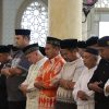 Prajurit Lanal Simeulue Ikuti Sholat Idul Fitri 1 Syawal 1447 H/2026 M Bersama Masyarakat di Masjid Agung Tengku Khalilullah Kabupaten Simeulue